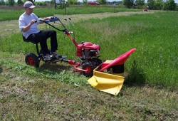 Sulka AV-1 při práci