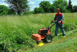 Dvoububnová sekačka BDR 1200 při práci