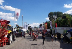 Zeme Zivitelka 2010 13.jpg