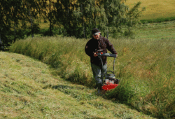 Bubnová sekačka DS-521 Líza 60 při práci