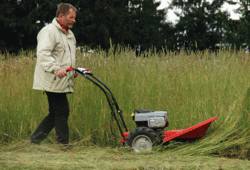 Bubnová sekačka BDR-620B Lucina 65 při práci