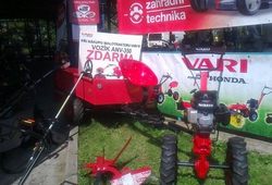 Zeme Zivitelka 2011 006.jpg