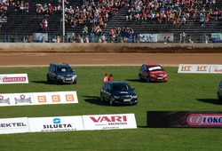 Zlata prilba Pardubice_08.jpg