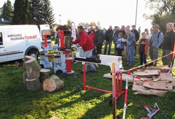 Zahradní technika Tomáš - trhy Tuhaň 2.10.2011