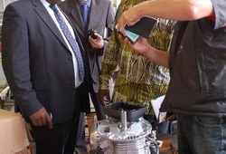 GHANSKA DELEGACE_07.jpg