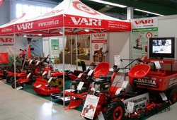 ZEMEDELEC LYSA PODZIM 2012 04.jpg