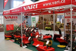 ZEMEDELEC LYSA PODZIM 2012 05.jpg