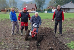 kemp orby Trinec_02.jpg