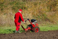 Kemp pudnich praci Libice 2012_16.jpg