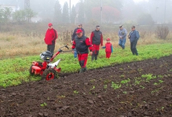 Kemp pudnich praci Libice 2012_54.jpg