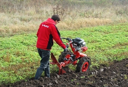Kemp pudnich praci Libice 2012_38.jpg