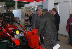 ZEMEDELEC LYSA 2013 11.jpg
