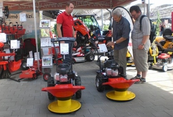 FLORIA KROMERIZ_ LETO 2013 19.jpg