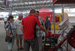 FLORIA KROMERIZ_ LETO 2013 10.jpg