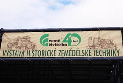 Zeme Zivitelka CB_25.jpg
