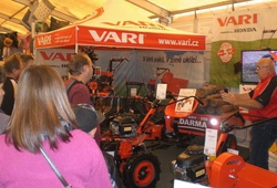 Zahrada Cech zari 2013 17.jpg