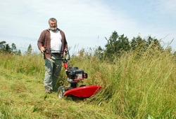 The BDR-650V drum mower at work