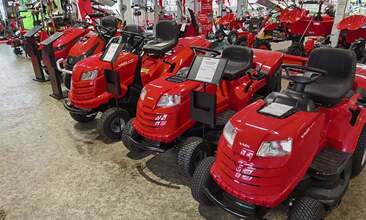 PROVOZNÍ DOBA PRODEJNY A SERVISU 1. a 8.5.2024