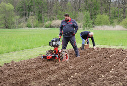 Grow and be selfsufficient with VARI.cz - 2nd part Grow and be selfsufficient with VARI.cz - 2nd part