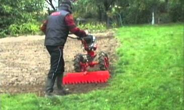 Malotraktor VARI + smyk