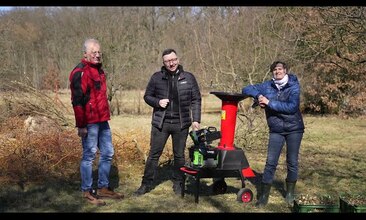 Můj život s 56 V – 1. díl (prořezávání stromů a štěpkování)