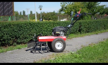 Odstraňovač plevele B-60 VEDEX od VARI – ekologické čištění dlažby bez chemie pro města a obce