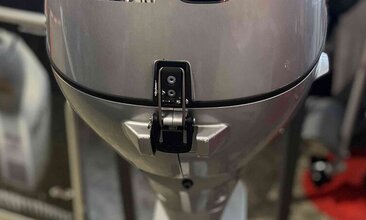 Lodní motor BF 20 - BAZAR